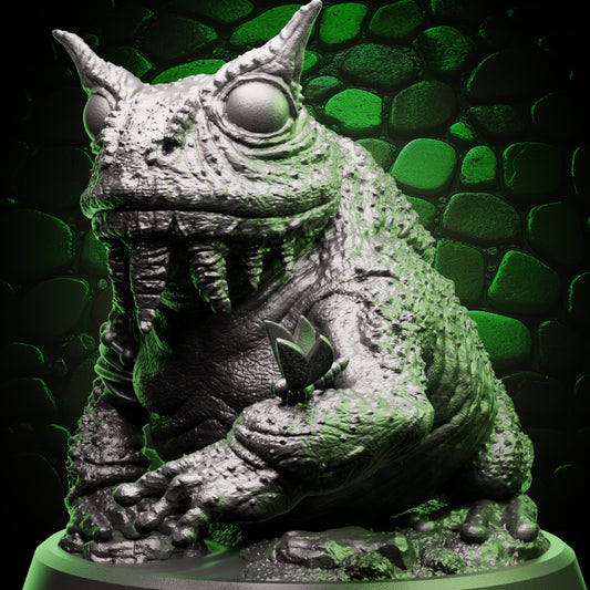Close-up of giant toad familiar miniature showing detailed face, horns, and textured skin – resin mini for D&D and Pathfinder.