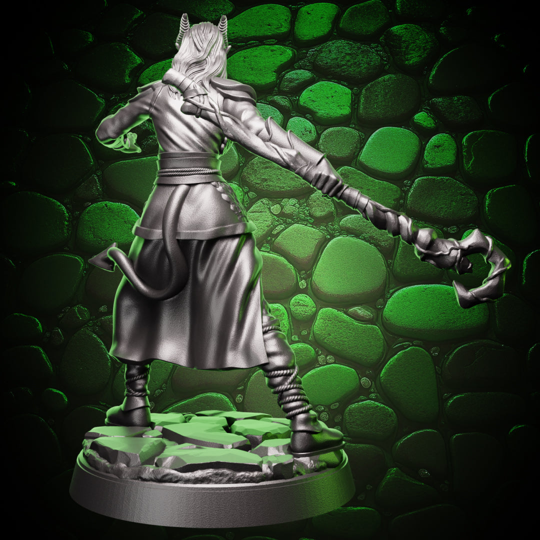 Tiefling Wizard - Staff